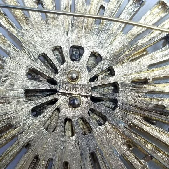 Vintage Monet Atomic Star Sun Starburst Brooch Pin Pendant MCM Vintage Jewelry - Picture 3 of 7